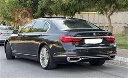 بي ام دبليو الفئة 7